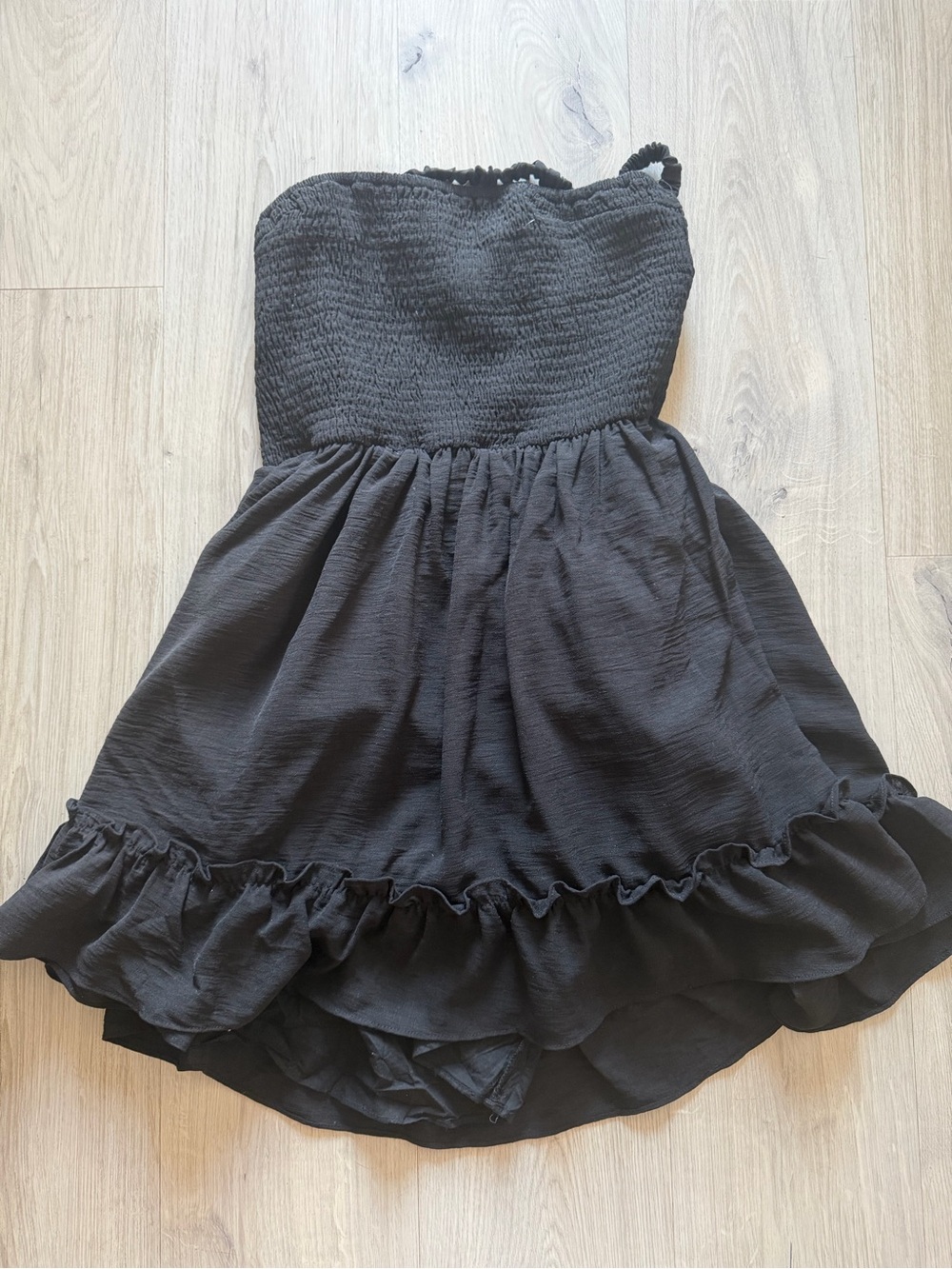Beginning Boutique Black Ruffle Strapless Casual Dress